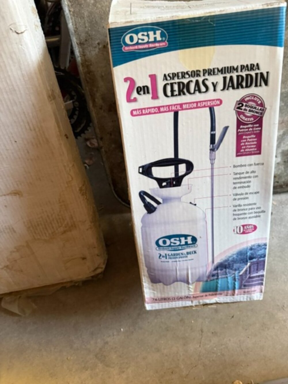 2 Gallon Garden Sprayer